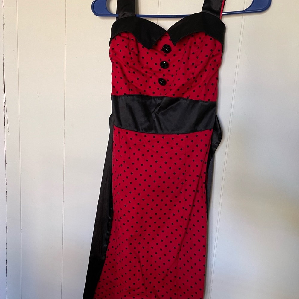 1950 themed black and red dress